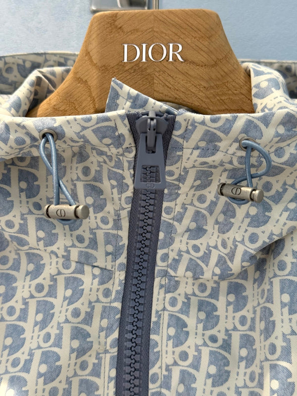 CD 25 hooded jacket baby blue polyester
