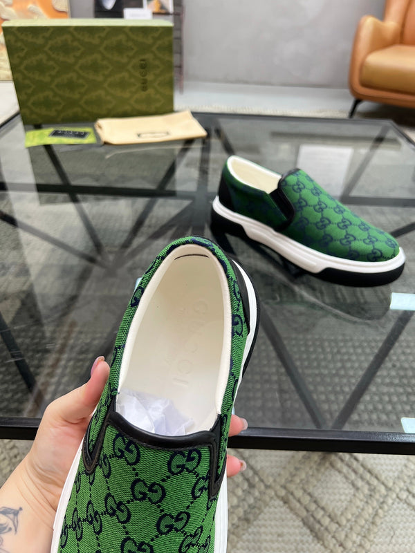 GG Men's Slip on Loafer Green Printed Fabric 721522