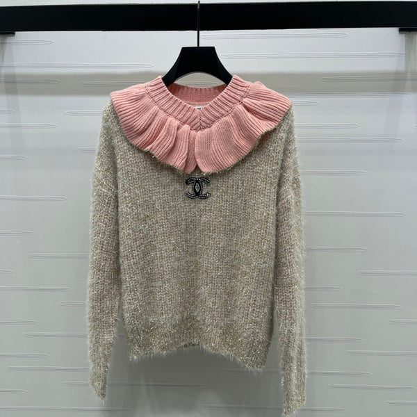 Chanel 2025 Pull scintillant à col volanté Beige Rose Polyester Laine 319565