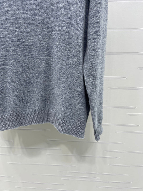 Pull gris à motifs floraux Chanel brodé 340998