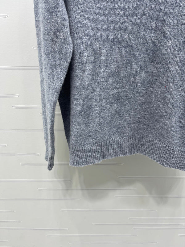 Pull gris à motifs floraux Chanel brodé 340998