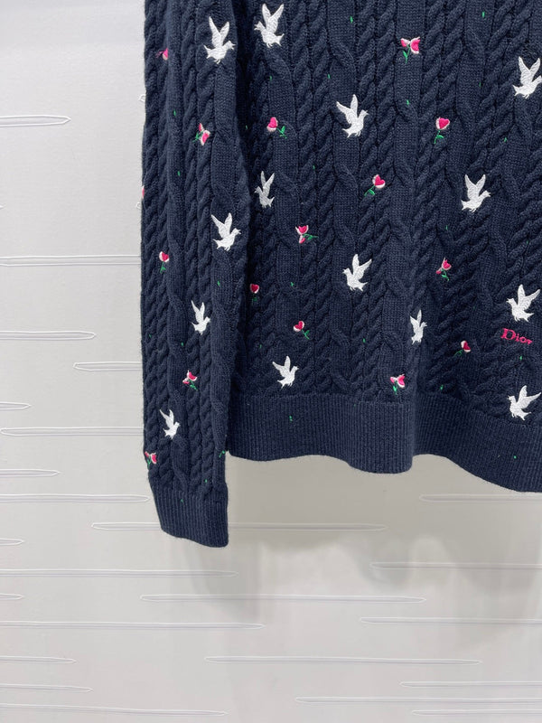 Pull en cachemire torsadé Dioramour brodé bleu marine CD SS26 351078