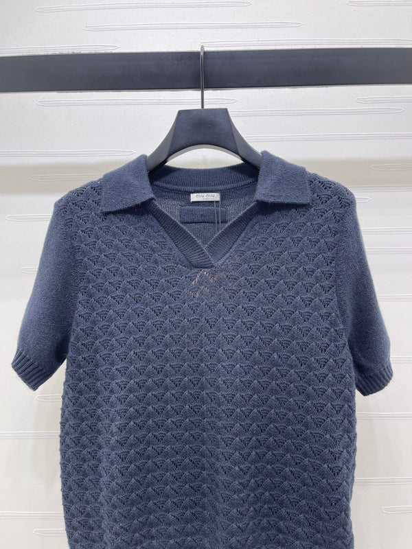 Haut Miu Polo semi-ouvert à manches courtes en maille bleu marine 343436
