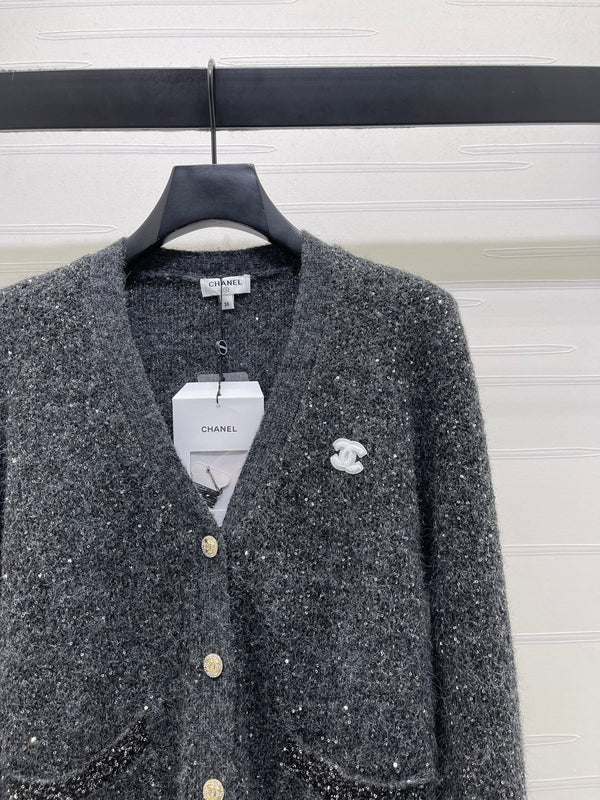 CC 26s Gilet en maille à sequins col V gris 344109