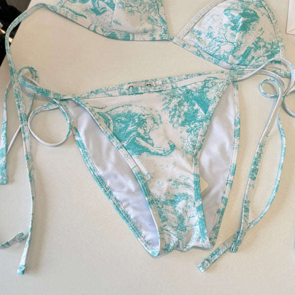 CD 26s Two-Piece Bikini Blue Colorful 201824