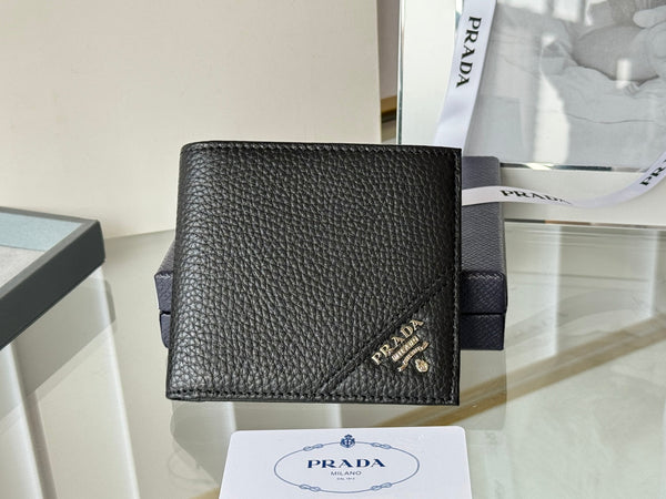 Pra 2M0513 Logo-Stamp Wallet 11cm Black lychee-grained cowhide