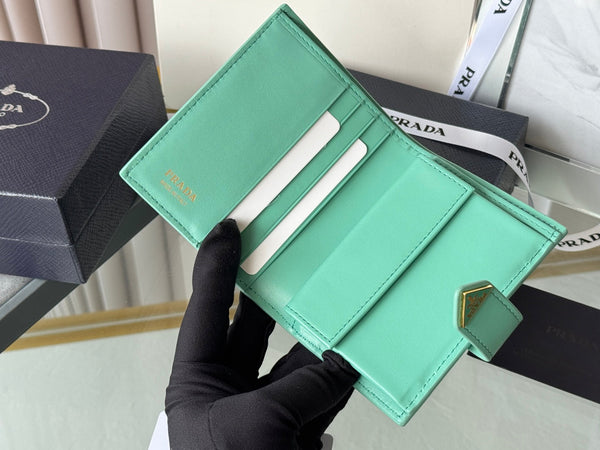 Pra 1MV204 Small Wallet Light Green Saffiano & Smooth Leather