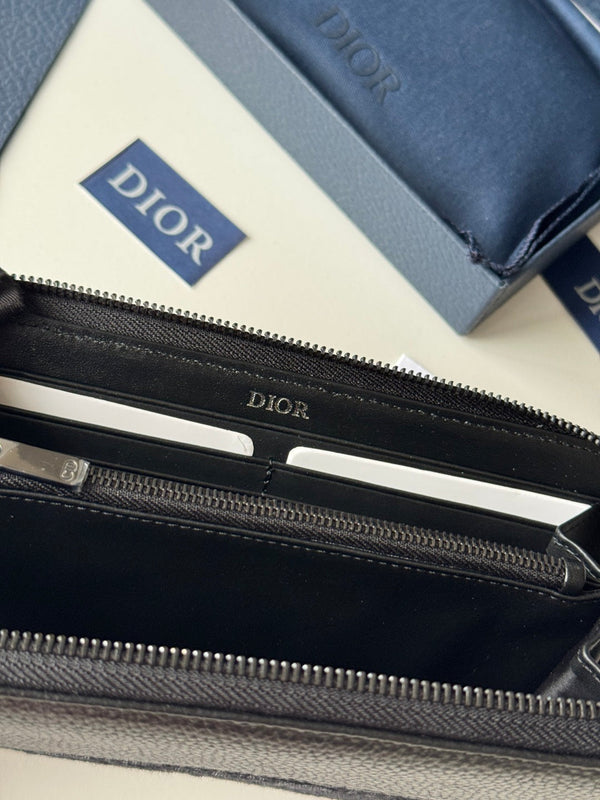 CD Saddle Long Zipped Wallet Black Grain Cowhide & Jacquard