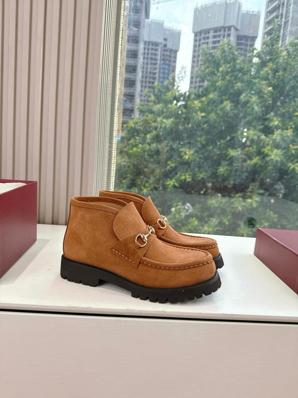 GG Men's Ankle Boot With Horsebit Variation Camel Suede 506836