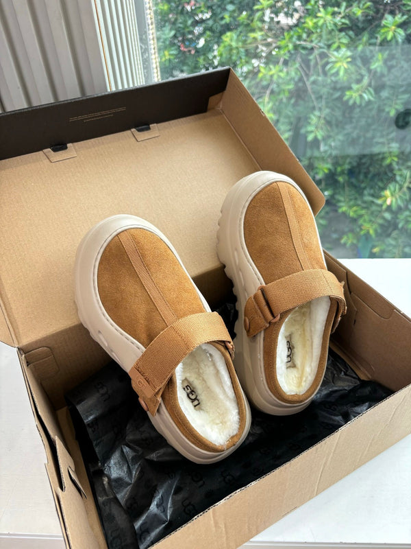 UGG PeakMod Mule Brown Beige Suede 525927