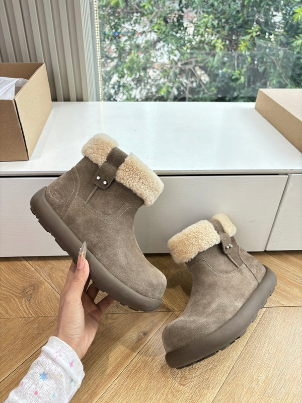 UGG Jorie Boots Coffee Wool Suede 525944