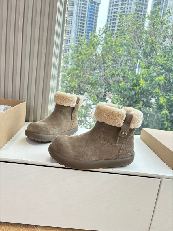 UGG Jorie Boots Coffee Wool Suede 525944