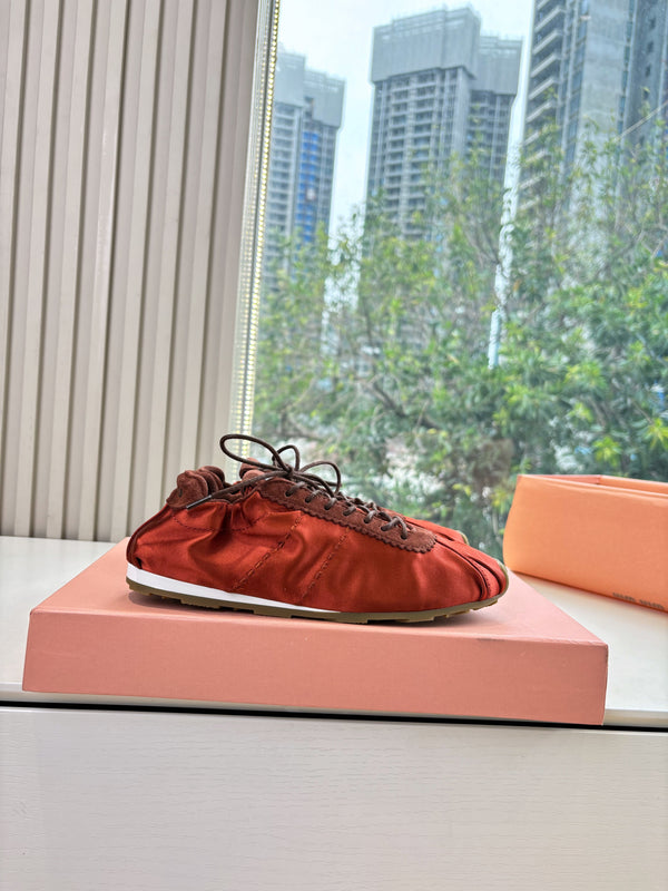Miu Plume Sneakers Red Satin Suede 549136