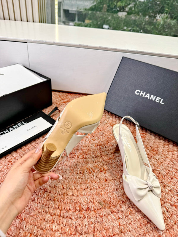 CC 26s Bow Heels Slingback White Sheepskin 703667