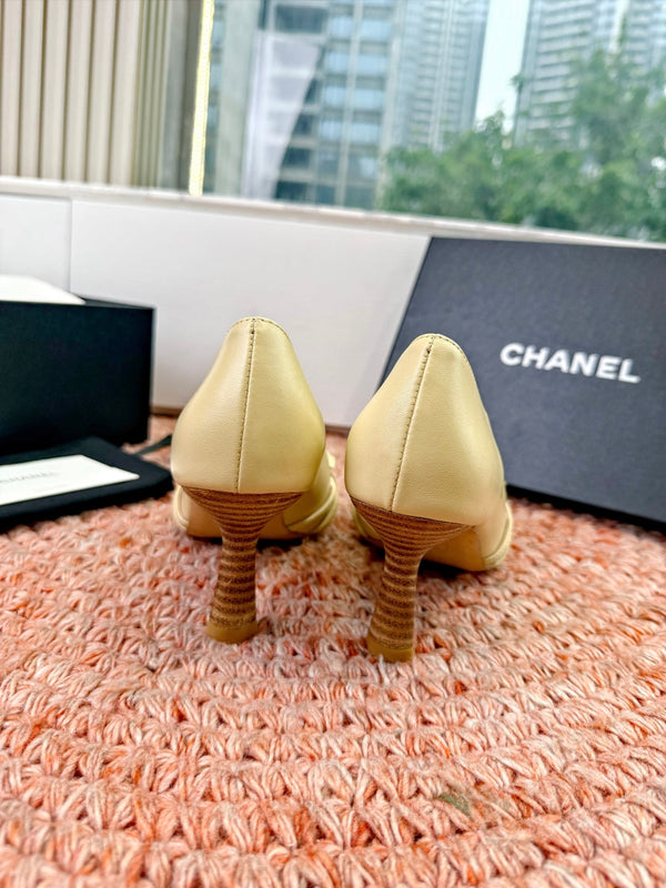 Escarpins à nœud CC 26s — Peau de mouton beige 703678