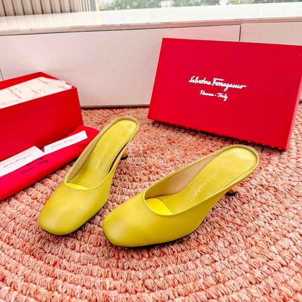 Ferragamo Salvatore Mule Yellow Sheepskin 760451