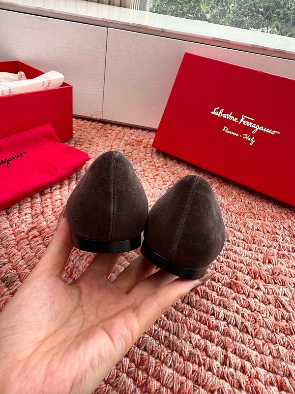 Ferragamo Gancini Ballet Flat Dark Brown Suede 760474