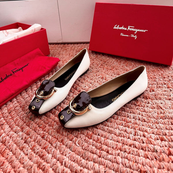 Ferragamo Gancini Ballet Flat Black White Lambskin 760472