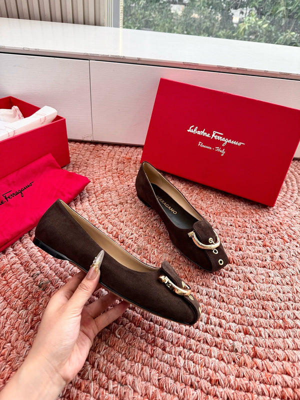 Ferragamo Gancini Ballet Flat Dark Brown Suede 760474