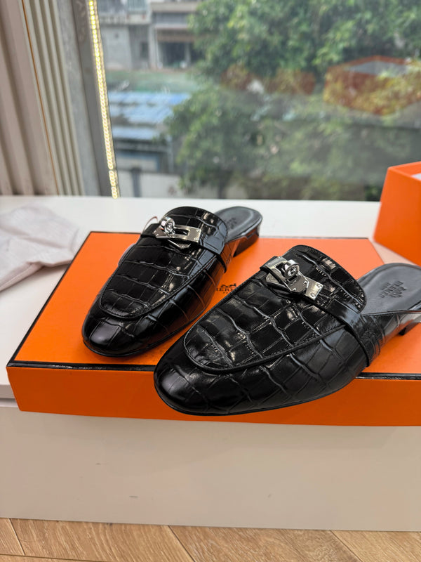 HM 26s Destin Mule Black Crocodile Leather 967706