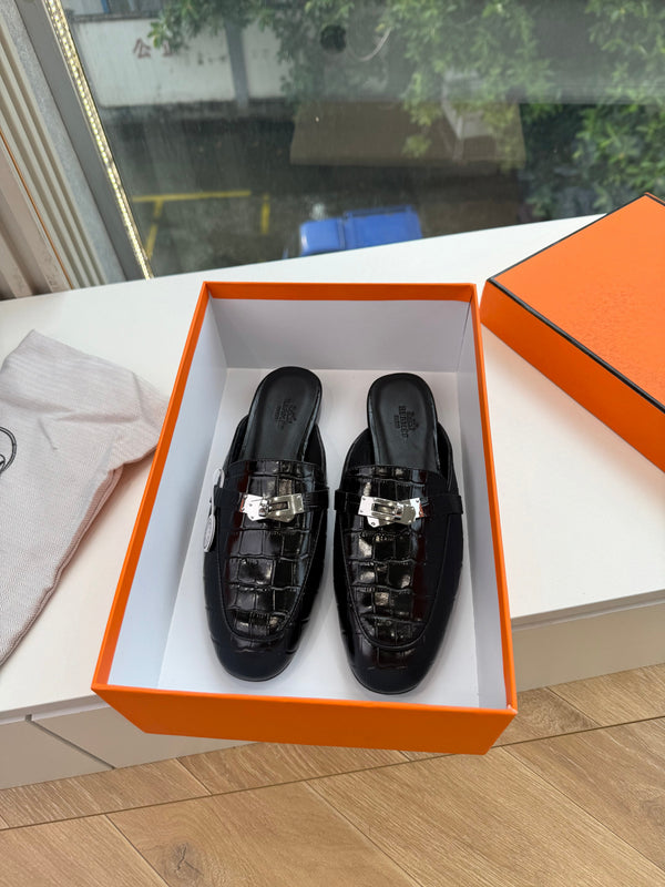HM 26s Destin Mule Black Crocodile Leather 967706