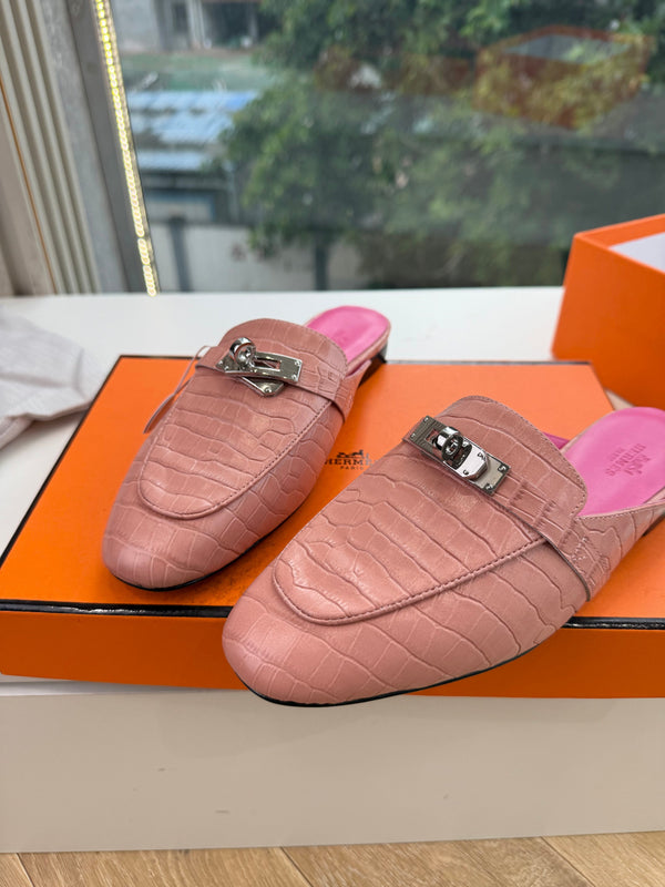 HM 26s Destin Mule Pink Pastel Matte Crocodile Leather 967707
