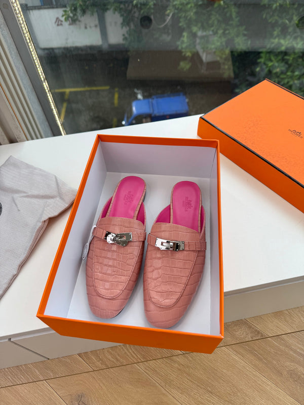 HM 26s Destin Mule Pink Pastel Matte Crocodile Leather 967707