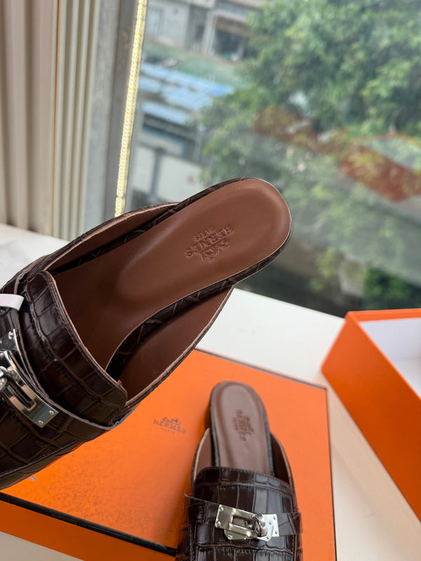 HM 26s Destin Mule Chocolat Matte Crocodile Leather 967708
