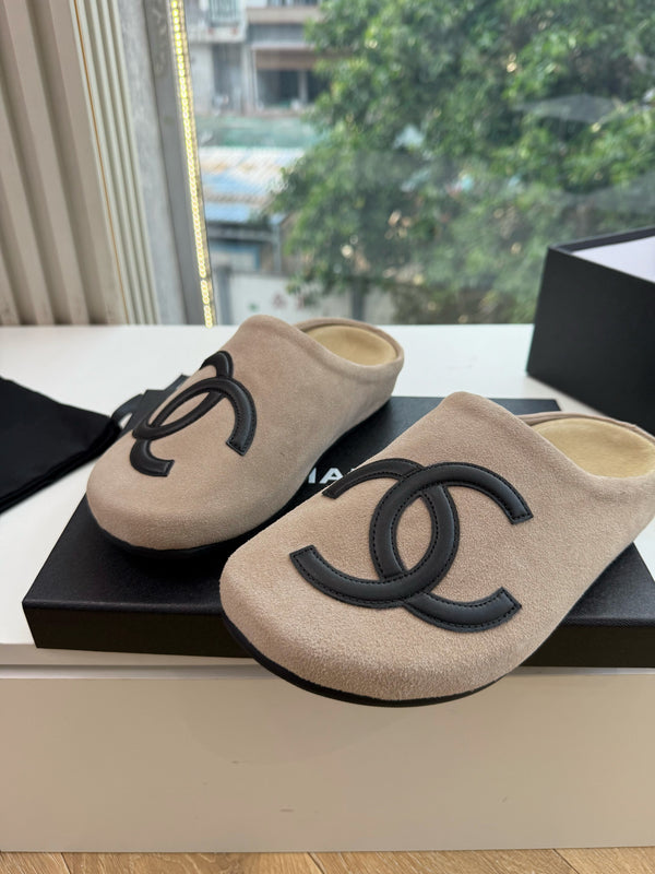 CC 26s Mules Taupe Suede 967491
