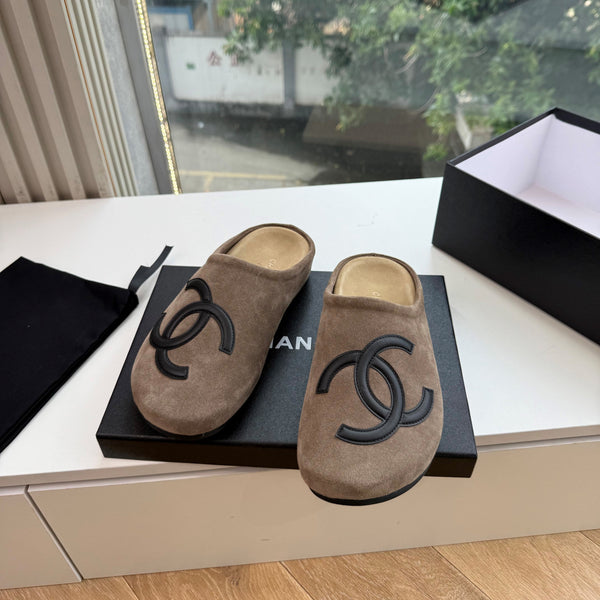 CC 26s Mules Light Taupe Suede 967488