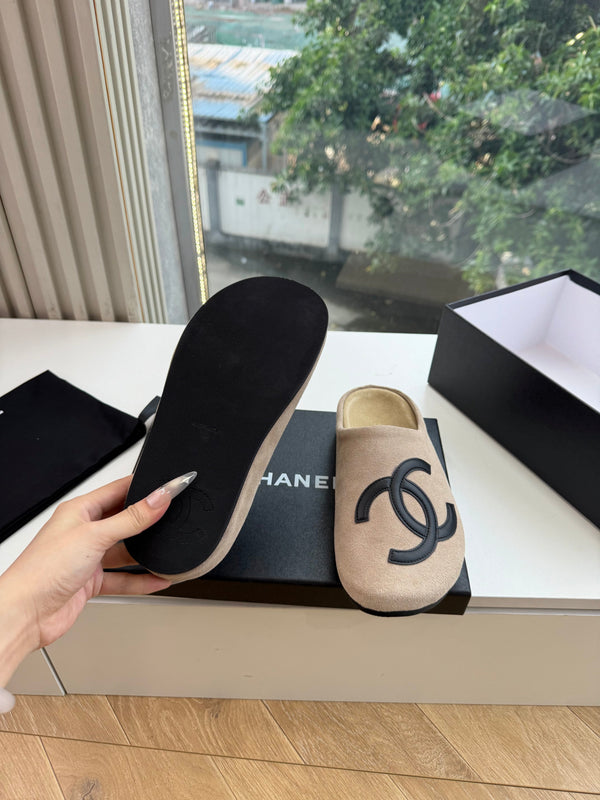 CC 26s Mules Taupe Suede 967491