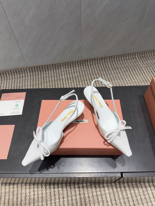 Miu 26s Slingback 55mm In White Calfskin With Bow