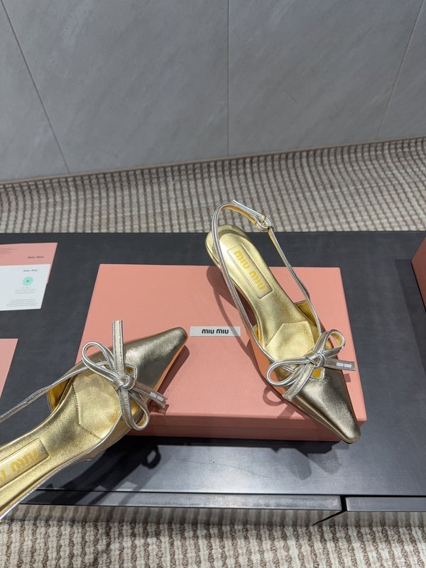 Miu 26s Slingback 55mm In Gold Calfskin With Bow