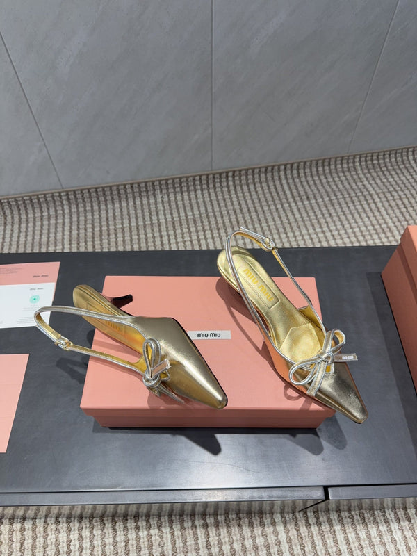Miu 26s Slingback 55mm In Gold Calfskin With Bow