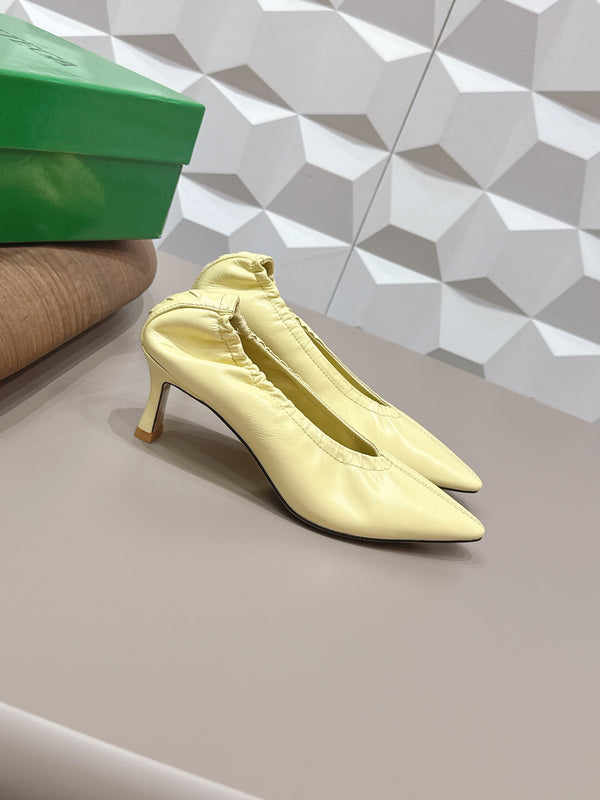 BV Sofia escarpin 4cm cuir d'agneau jaune citron 613301