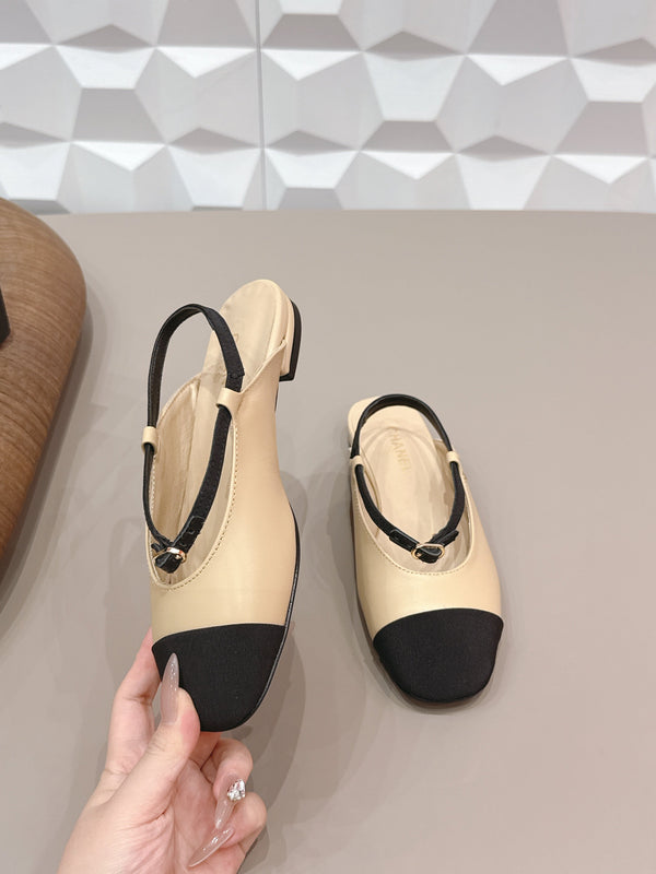 Ballerines CC 26s bout rond talon ouvert Noir Beige Tissu Cuir 613255