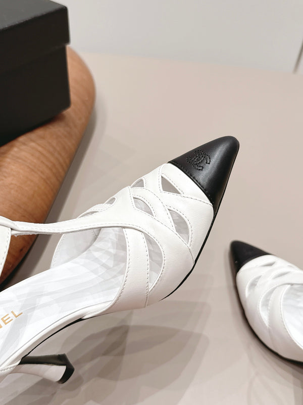 CC 26s Pointed-toe Slingback 9.5cm Black White Sheepskin 876257