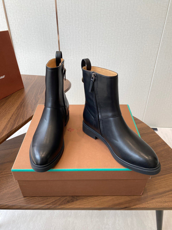 LP latest short boots black calfskin 388110