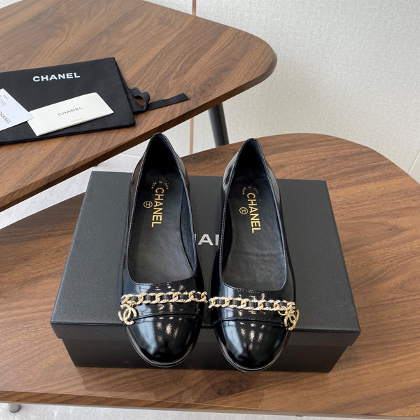 CC Ballerina Chain Flats Black Patent Leather GHW 431483
