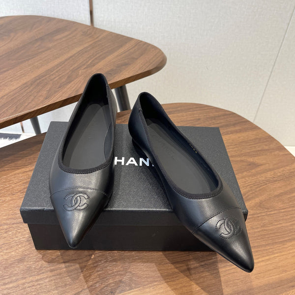 CC 26s Ballerines agneau noir 624238