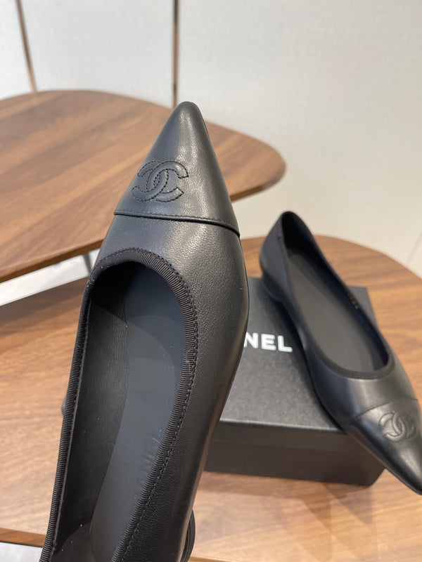 CC 26s Ballerines agneau noir 624238
