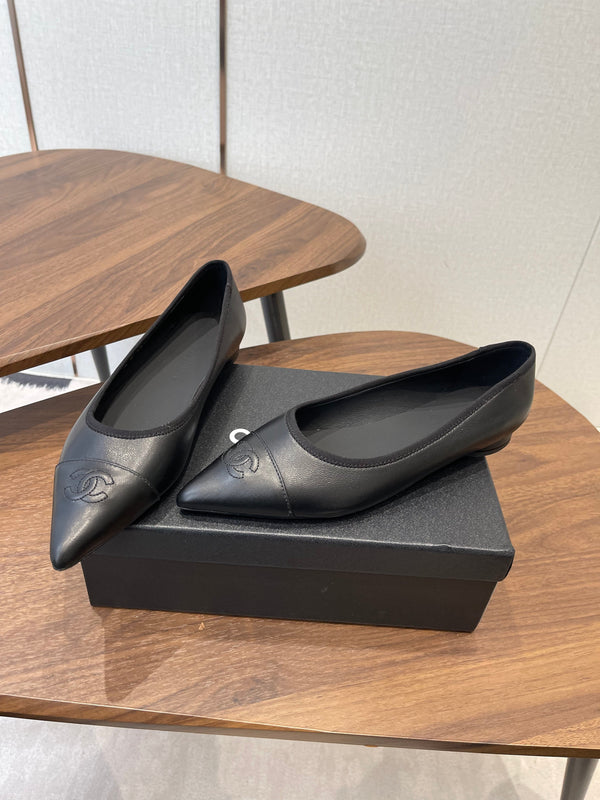 CC 26s Ballerines agneau noir 624238