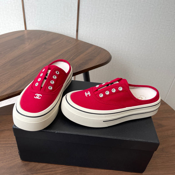 CC 26s Slip-On Platform Red Canvas 727469