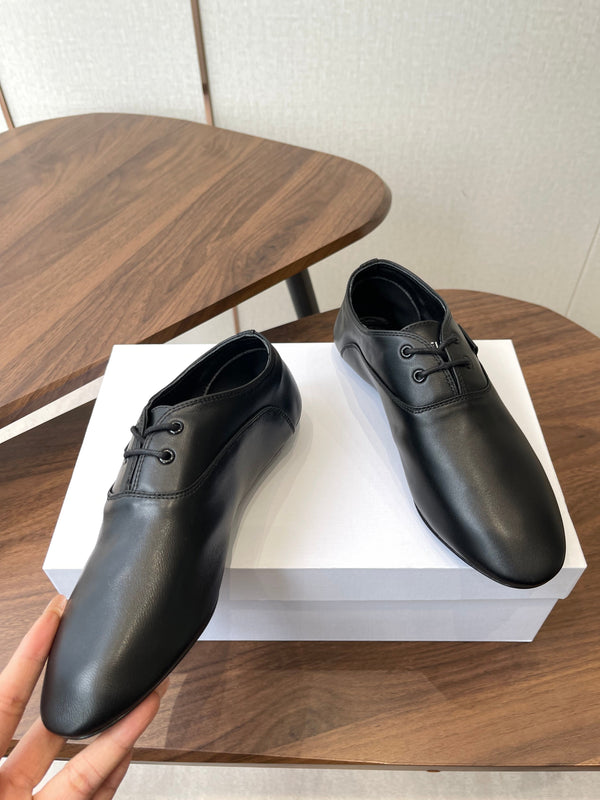 CL Ballet Lace-Up Shoe Black Lambskin 790671