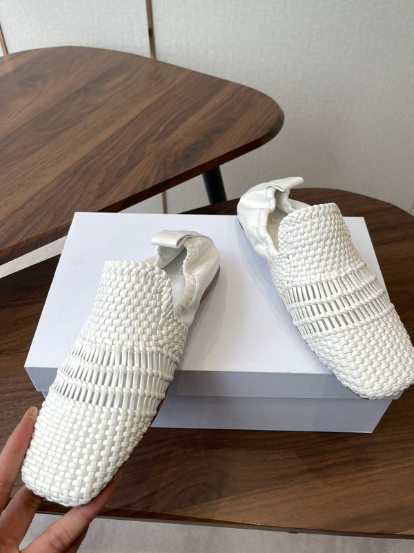 CL Ballerine à Lacets Tressée en Peau d'Agneau Blanche 790672