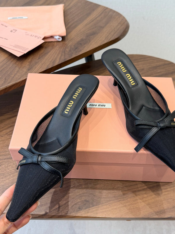 Miu 26s High-Heeled Mules Black Mixed Sheepskin with Lace 790457