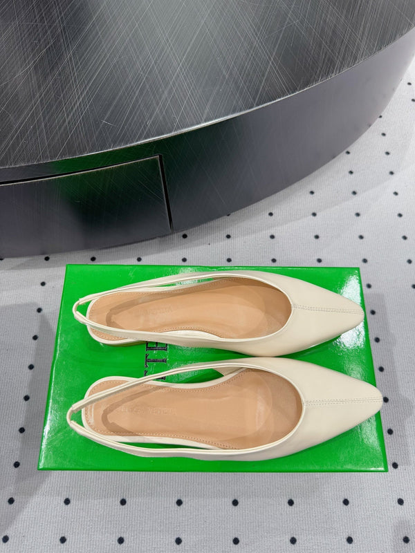 BV 26s Slingback Flats Cream Calfskin