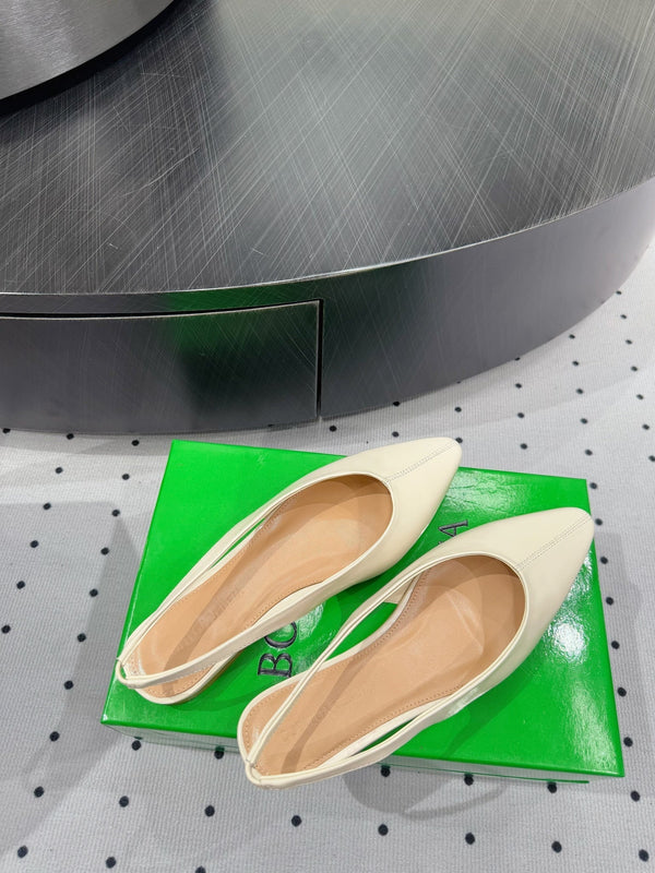 BV 26s Slingback Flats Cream Calfskin