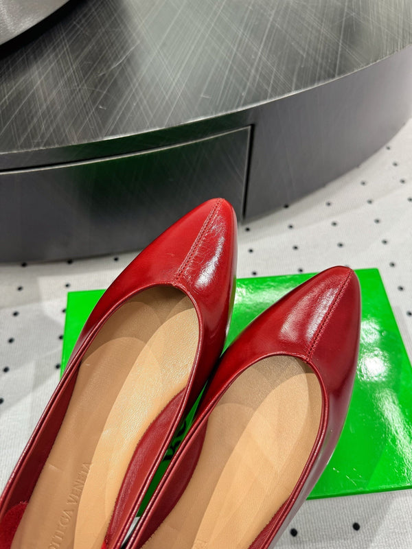 BV 26s Ballet Flats Red Calfskin
