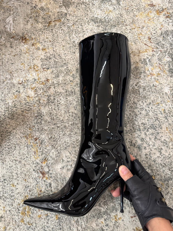 YSL 2025 Botte en cuir verni noir 571309